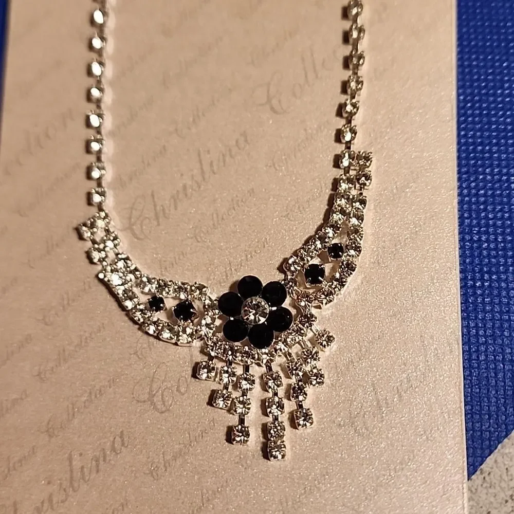 Christina Coĺlection 18 Inch Rhinestone With Black Necklace Amd Earring Set - Picture 4 of 5